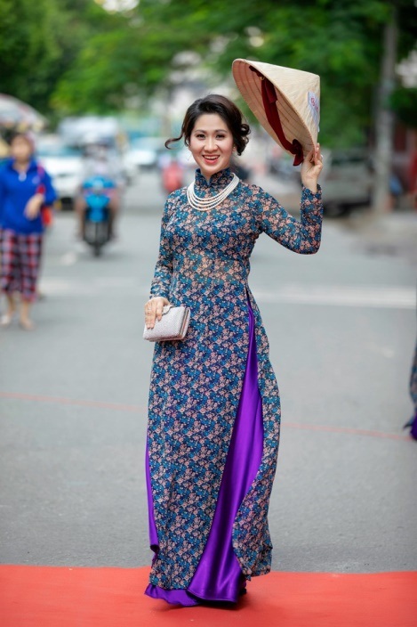 ao-dai-ngoc-trai-hoang-gia-vanhoadoanhnhan-13