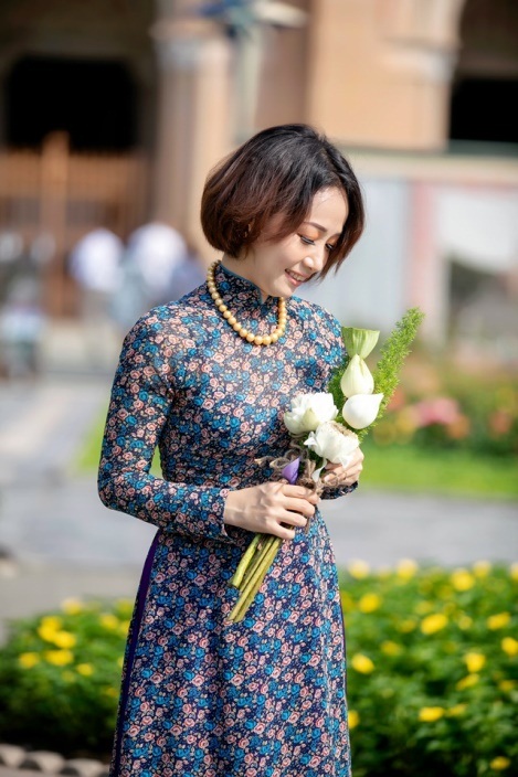 ao-dai-ngoc-trai-hoang-gia-vanhoadoanhnhan-8