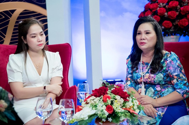 cam-van-hong-nhung-6