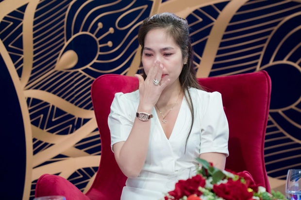 cam-van-hong-nhung-7