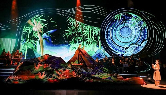 can-canh-buoi-tong-duyet-xuc-dong-chuong-trinh-voi-dang-ven-toan-niem-tin-yeu