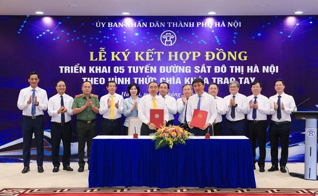 vingroup-chi-gan-900-000-ty-dong-nhap-hon-100-sieu-may-dao-ham-metro-ha-noi