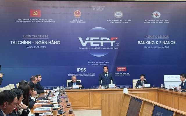 tang-truong-hai-con-so-bai-toan-lon-ve-von-va-phan-bo-nguon-luc