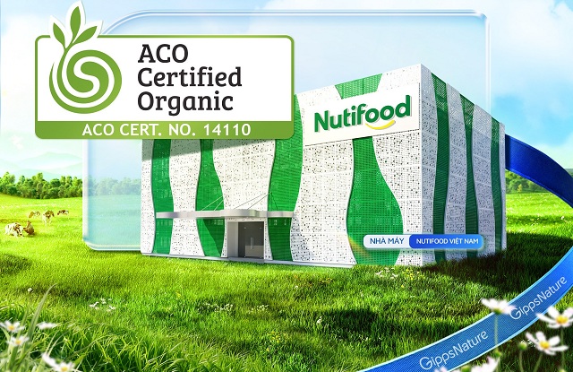 nutifood-so-huu-day-chuyen-sua-cong-thuc-pha-san-dat-chung-nhan-huu-co-uc-aco