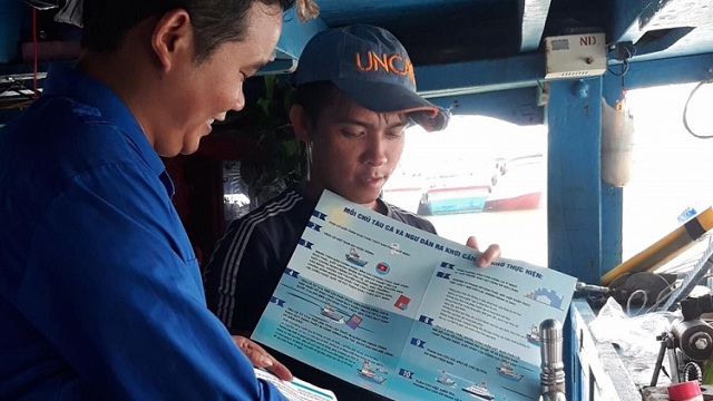 kiem-soat-chat-tau-ca-mat-ket-noi-thiet-bi-giam-sat-hanh-trinh