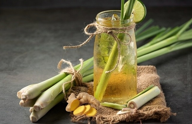 cach-giam-mo-mau-tai-nha-bang-gung-chanh-sa