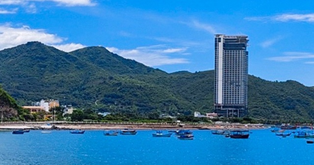 canh-bao-nhieu-nguy-hiem-khi-leo-nui-co-tien-nha-trang