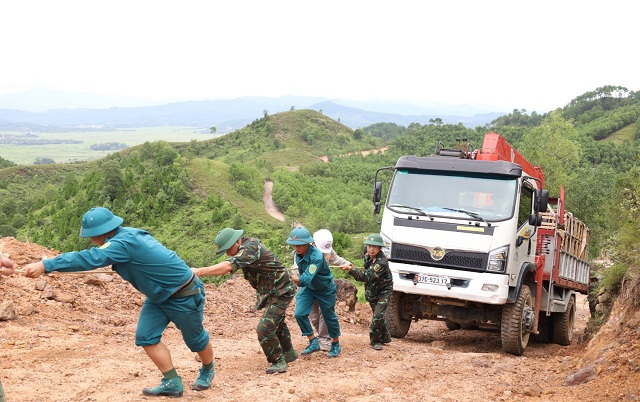 quan-khu-4-ho-tro-day-nhanh-tien-do-thi-cong-du-an-duong-day-500kv-mach-3