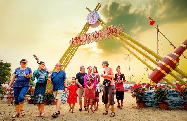 kinh-te-vung-dtts-bat-mach-thi-truong-gin-giu-ban-sac