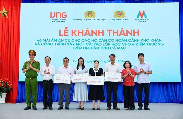 gan-85-ty-dong-ho-tro-nguoi-dan-hoc-sinh-kho-khan-tai-ca-mau