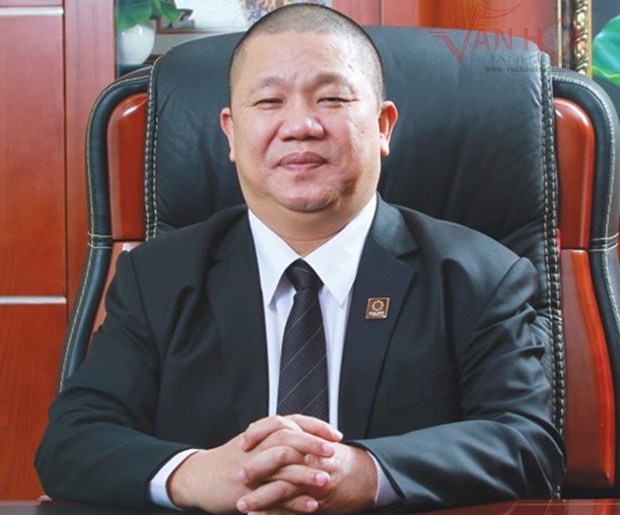 5-nghe-si-tre-doanh-nhan-thich-an-chay