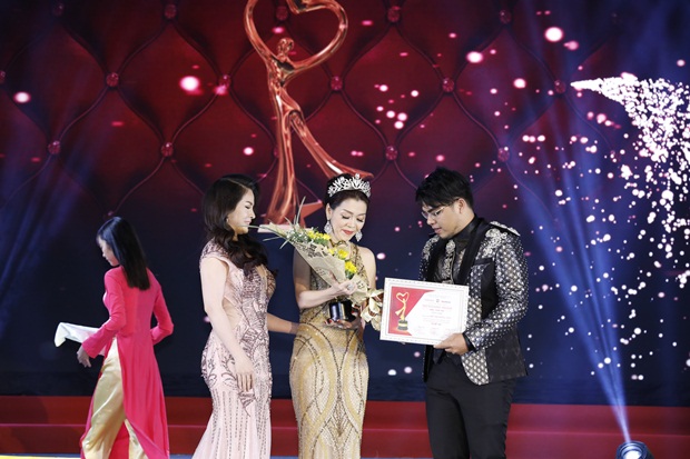 hong-yen-stt-vanhoadoanhnhan-4