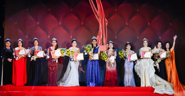 top10-nu-doanh-nhan-sac-tam-tai-2018-12