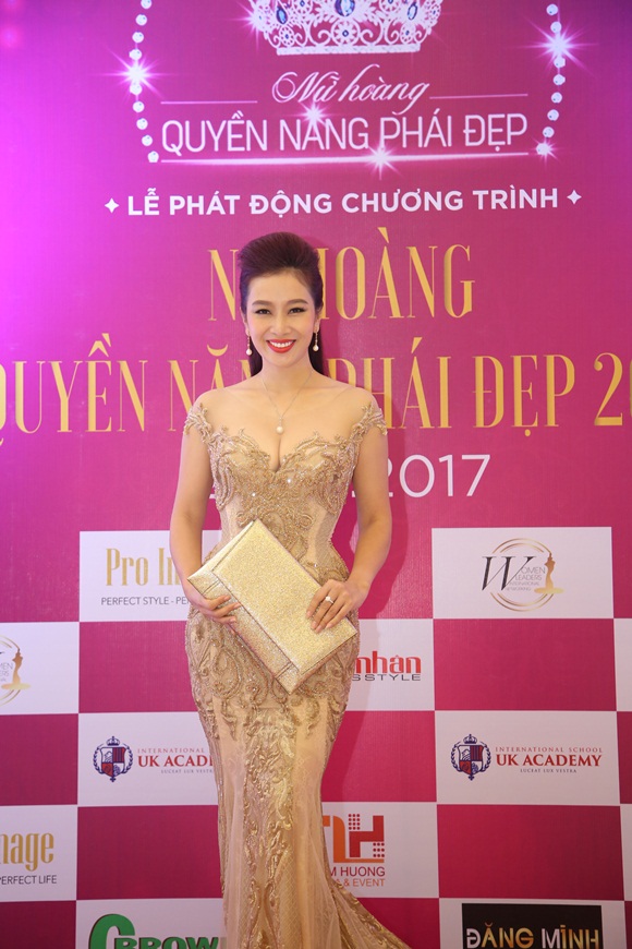 2-quyen-nang-phai-dep-2017-van-hoa-doanh-nhan