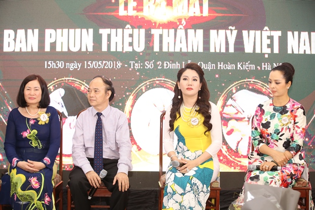 ra-mat-ban-phun-theu-tham-my-viet-nam-vhdn-8
