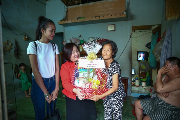 1-ngoc-chau-tet-vhdn