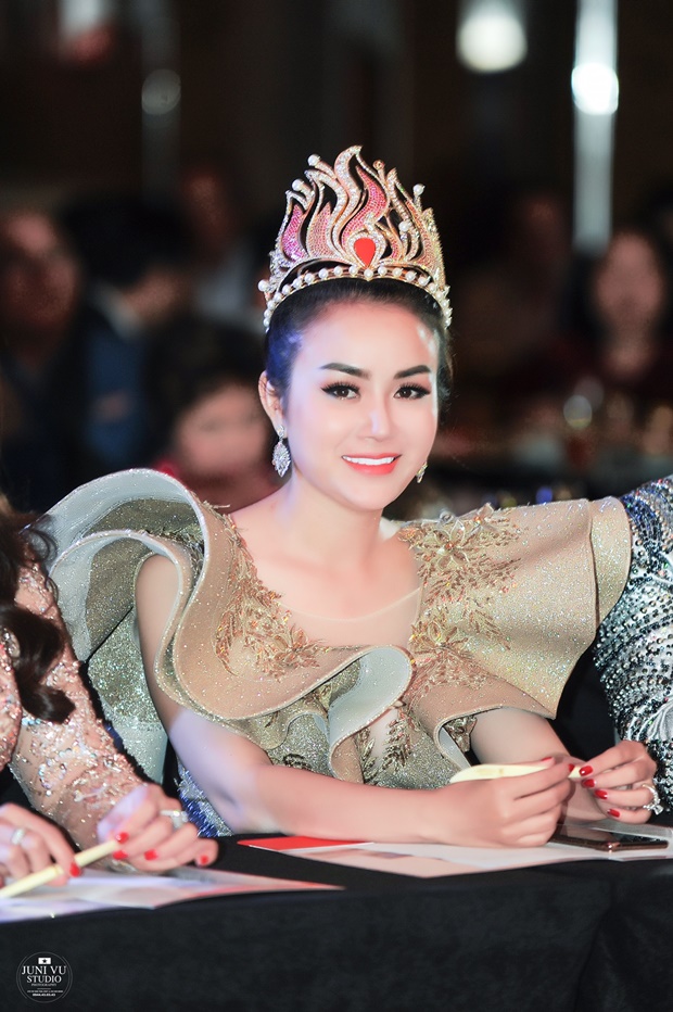 truong-nhan-hoa-hau-the-gioi-doanh-nhan-7