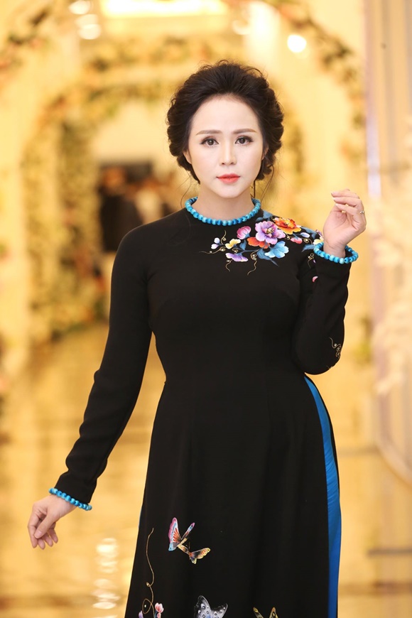 Bui-Thanh-huong-huong-queen-