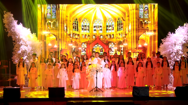 15-saoviet-mung-giang-sinh-van-hoa-doanh-nhan
