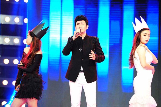 4-nhat-kim-anh-doi-dau-3-nam-ca-si-chung-ket-hay-nghe-toi-hat-vna-hoa-doanh-nhan