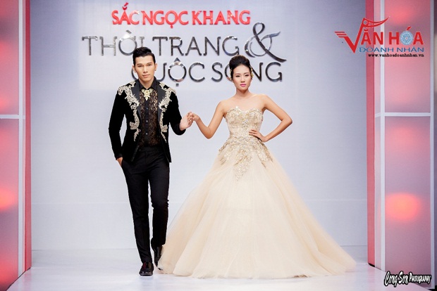 5-van-hoa-doanh-nhan-giay-phut-hanh-phuc-cua-sieu-mau