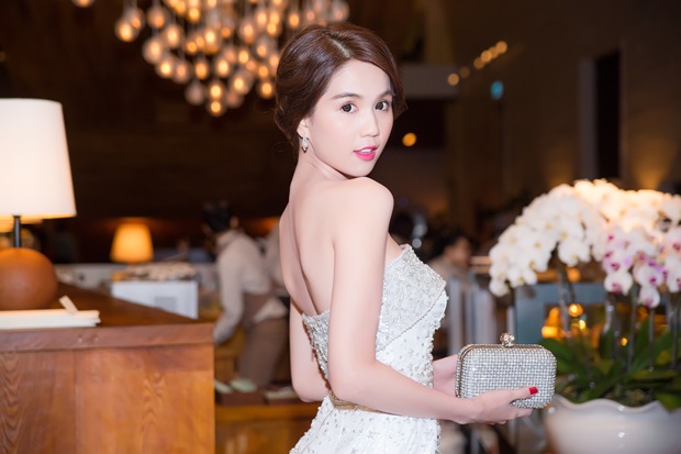 ve-dep-ngot-ngao-yeu-kieu-cua-ngoc-trinh-tai-lynk-fashion-show