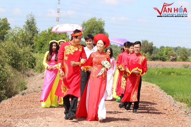hinh-cuoi-tri-quang-thao-lam-nguoinoitieng-5