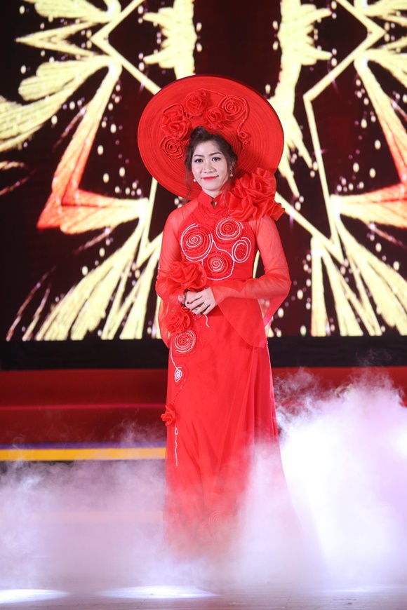 jenny-tran-huong-queen-2