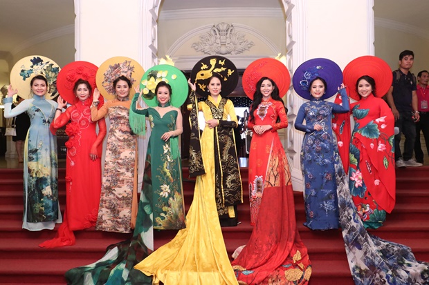 jenny-tran-huong-queen-8