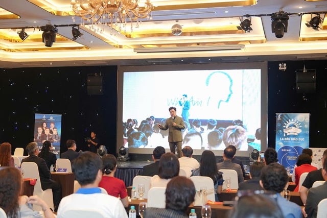 la-ban-giao-duc-18-64