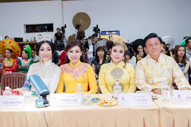 hoang-lan-duyen-dang-ao-dai-viet-2019-5