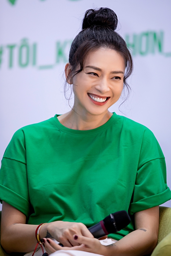 ngo-thanh-van-ngai-ket-hon-1