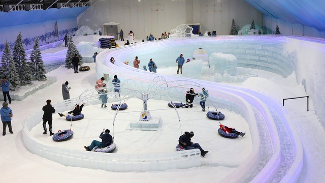 tron-bo-trai-nghiem-doc-la-chi-co-tai-8wonder-winter-festival