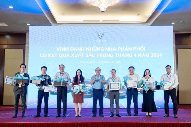 vingroup-cong-bo-nhan-coc-xe-vf-3-voi-gia-tu-235-trieu-dong
