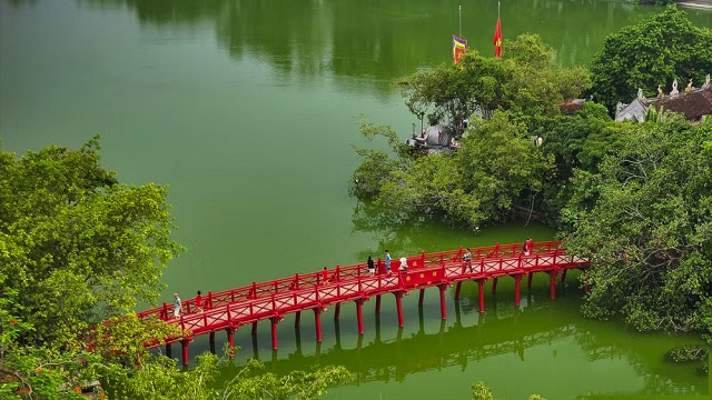 Phát triển sản phẩm du lịch liên vùng gắn với bản sắc riêng