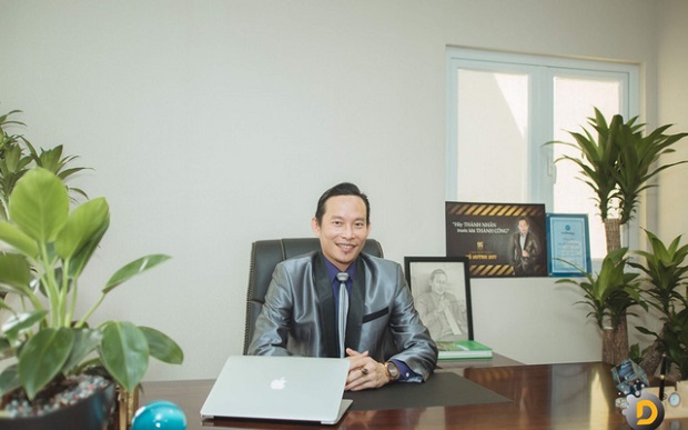 doanh-nhan-ho-huynh-duy-va-cuoc-choi-holdings-gio-doi-chieu