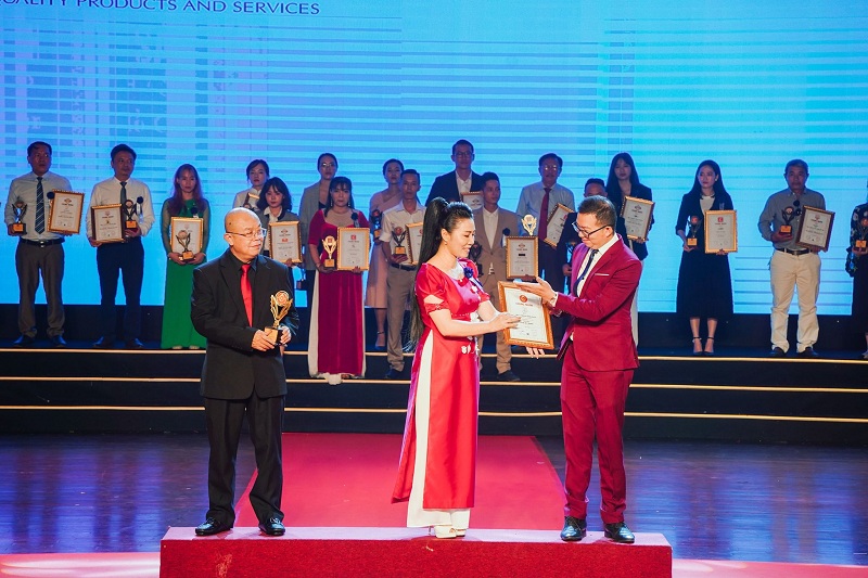 my-pham-bitox-viet-nam-nhan-top-100-thuong-hieu-tin-nhiem-3