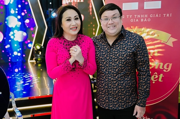 nghe-si-cai-luong-thanh-hang-lan-dau-lam-show-sau-40-nam