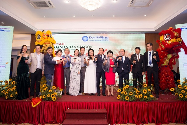 sac-mau-doanh-nhan-1