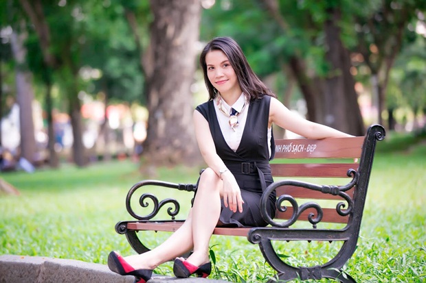 clb-doanh-nhan-thuyet-trinh-1