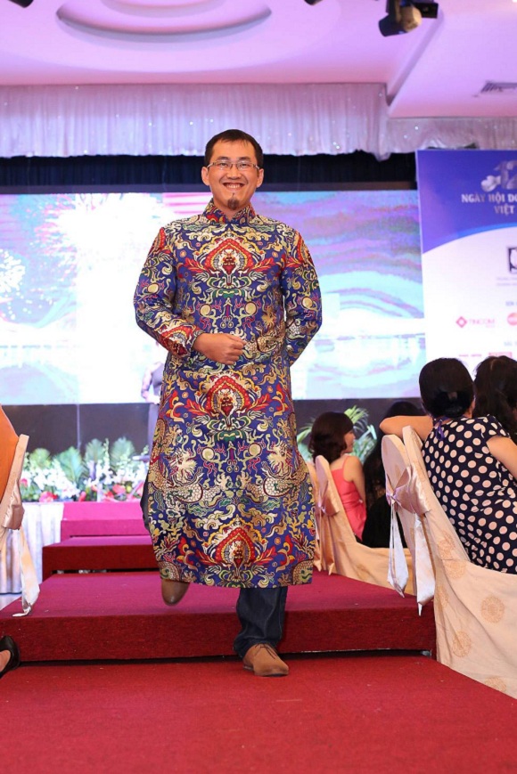1-chuon-chuon-ot-hac-phuong-dong