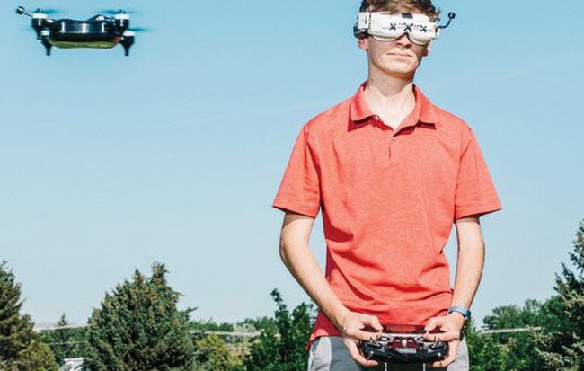 Matus-va-chiec-drone-nhanh-nhat-the-gioi-vhdn