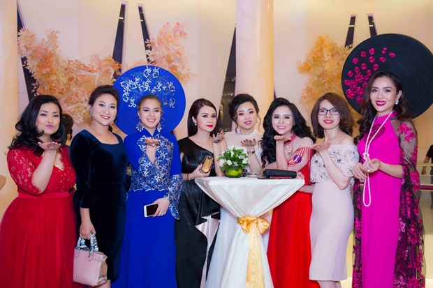 bst-vat-nang-huong-queen-vanhoadoanhnhan-13