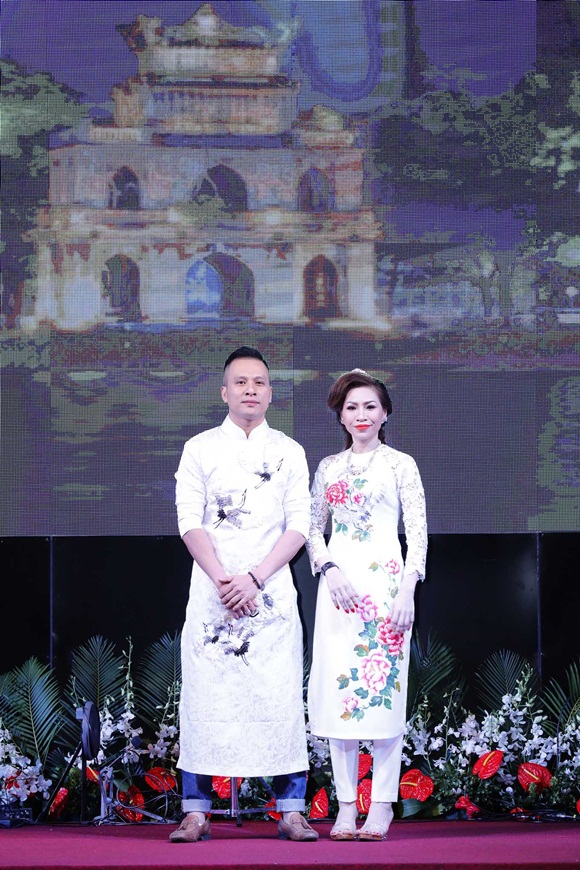 2-hac-phuong-dong-chuon-chuon-ot-vhdn