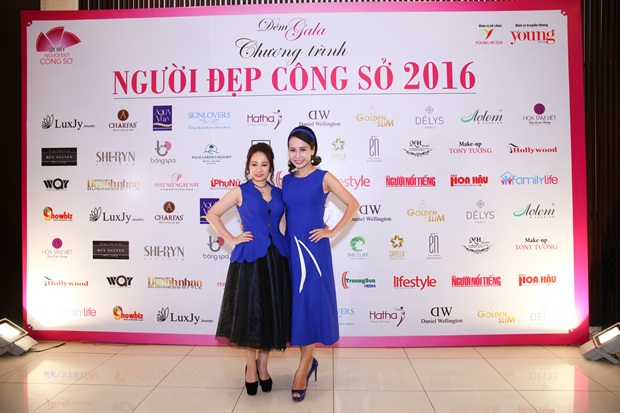 11-ntk-mi-trang-tren-ghe-nong-nguoi-dep-cong-so