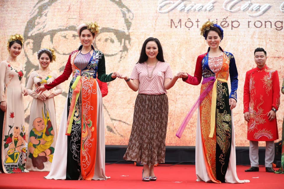 bui-thanh-huong-huong-queen