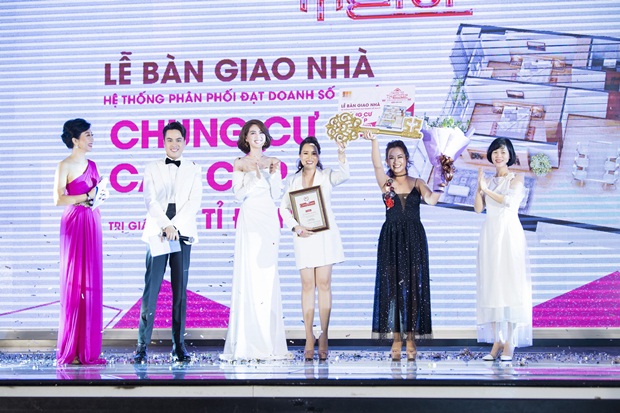 ngoc-trinh-ha-ho-20