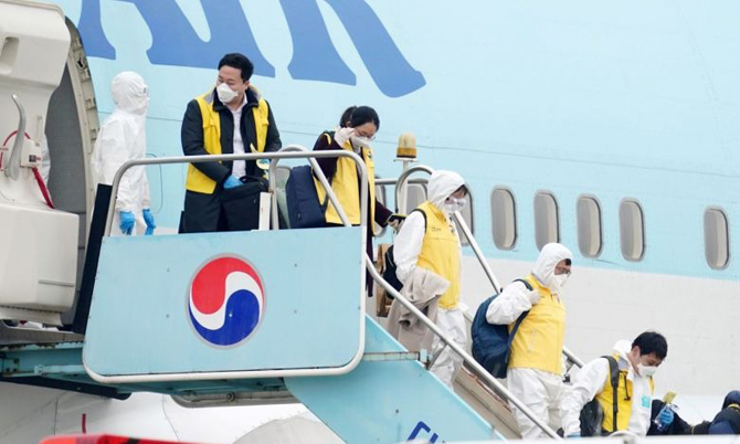 tiep-vien-korea-air-nhiem-covid19