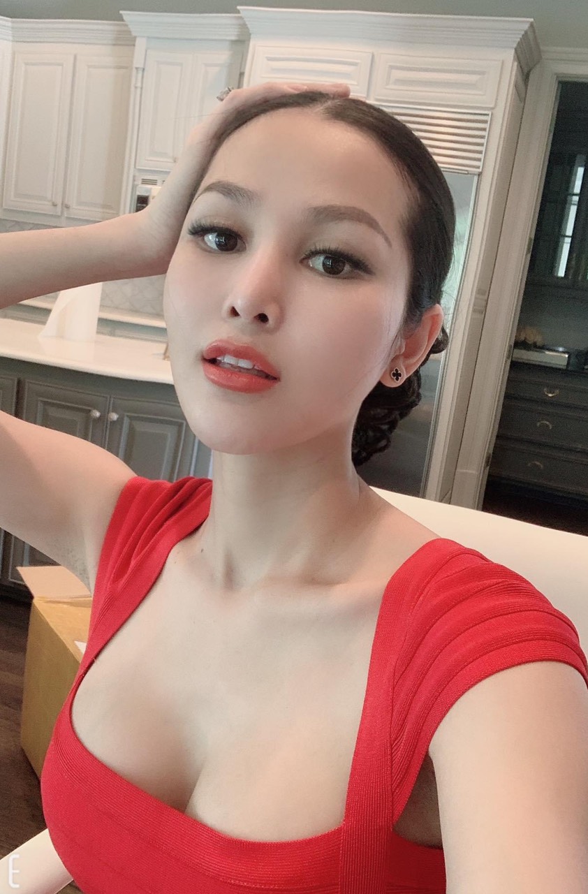 duong-thuy-chong-tang-sieu-xe-vhdn4
