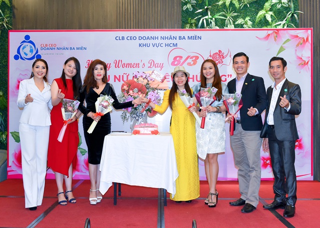 clb-ceo-doanh-nhan-ba-mien-to-chuc-chuong-trinh-happy-womens-day-vanhoadoanhnhan-10
